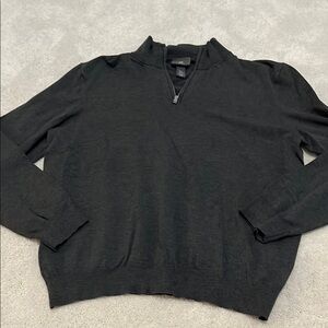H&M Men’s lightweight cotton quarter zip sweater